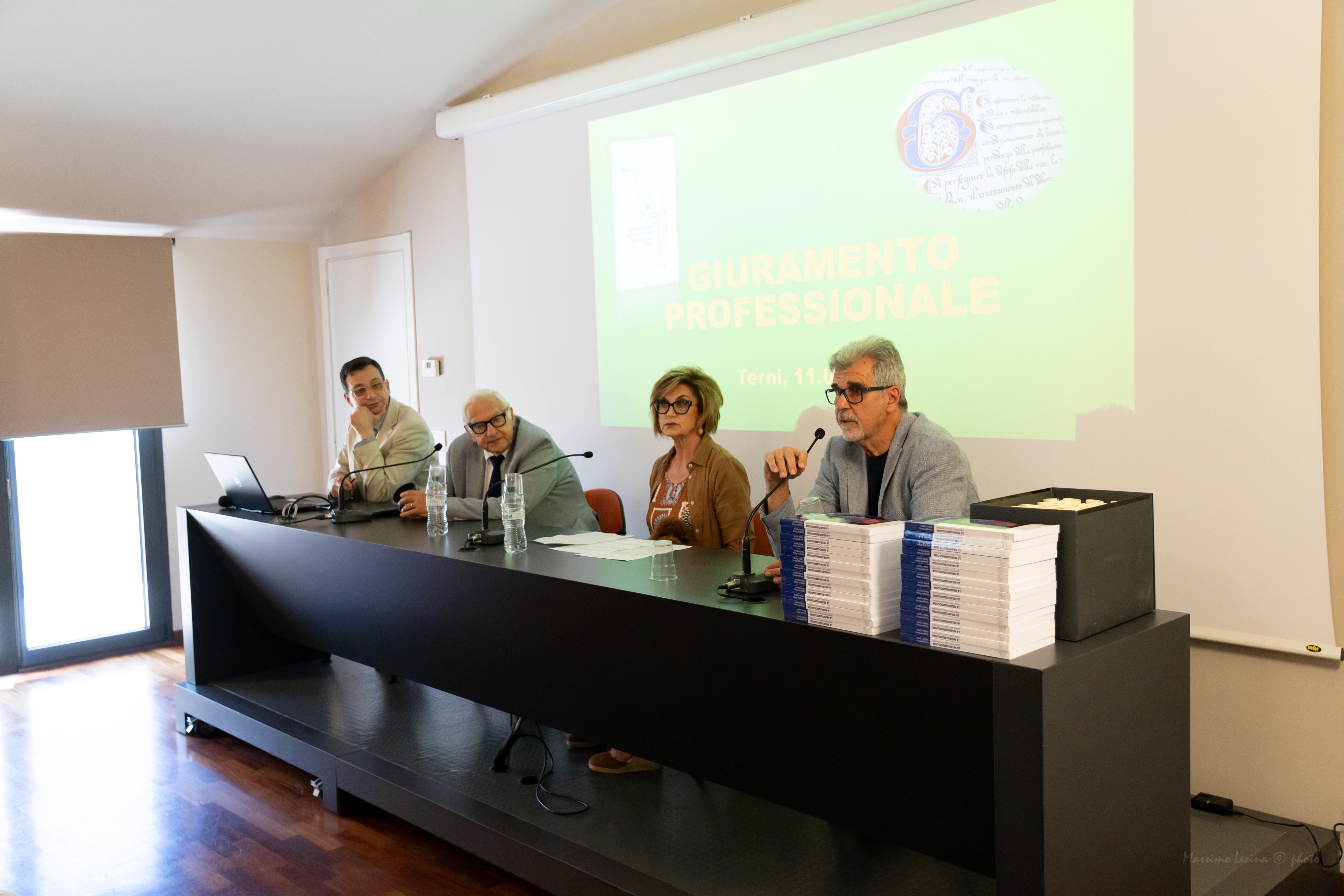 Clicca per accedere all'articolo Giuramento Professionale