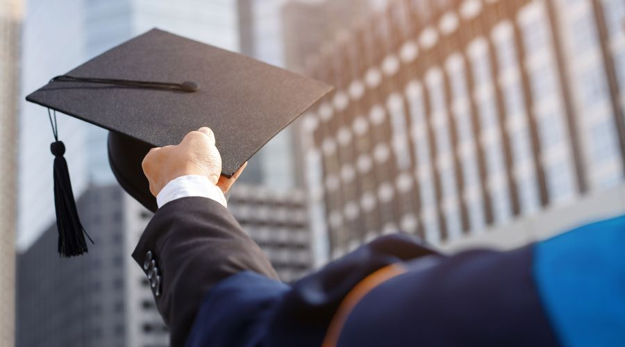 Clicca per accedere all'articolo Premio Tesi di laurea 2025 inerente alla Neuroriabilitazione per le Tesi di Specialisti in Medicina Fisica e Riabilitativa